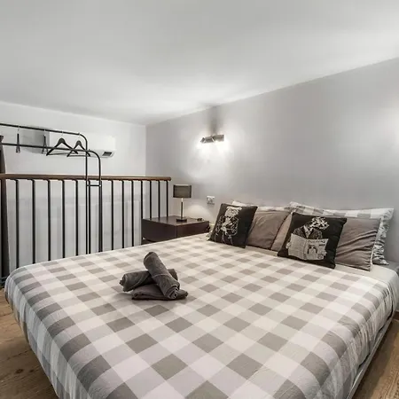 New 2024 Metropolitan 50 *