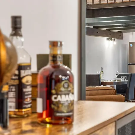 New 2024 Metropolitan 50 Appartement Cagliari